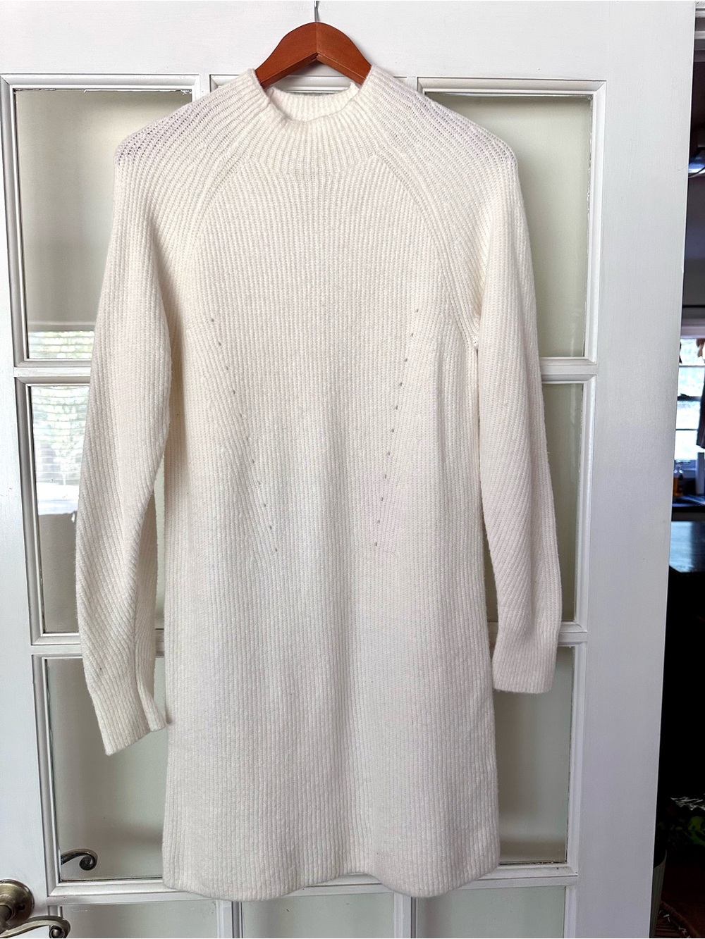 Abercrombie & Fitch Cream Long-Sleeve Ribbed Sweater Dress Size Medium